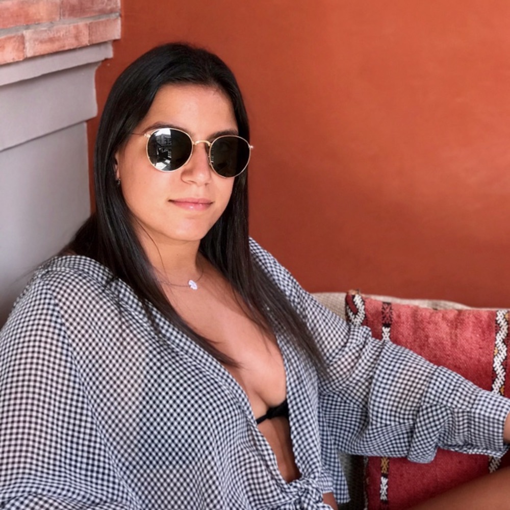 Meet your Posher, Nicole